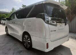 TOYOTA Vellfire 2.5 ZG White Rear Left