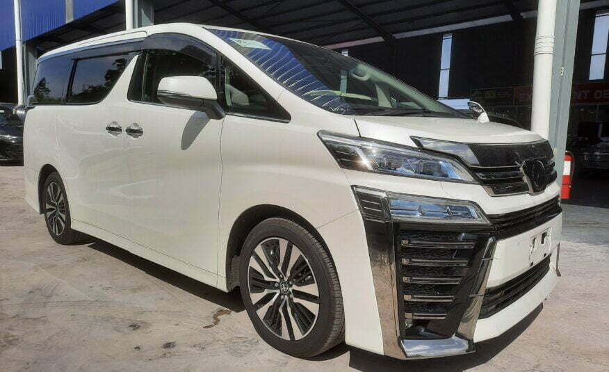 TOYOTA Vellfire 2.5 ZG White Front Right