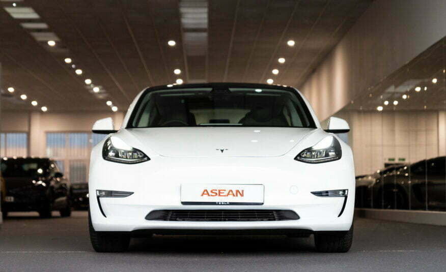 TESLA Model 3 Long Range White Front View