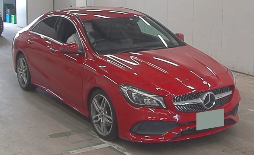 MERCEDES-BENZ CLA180 AMG Front Right