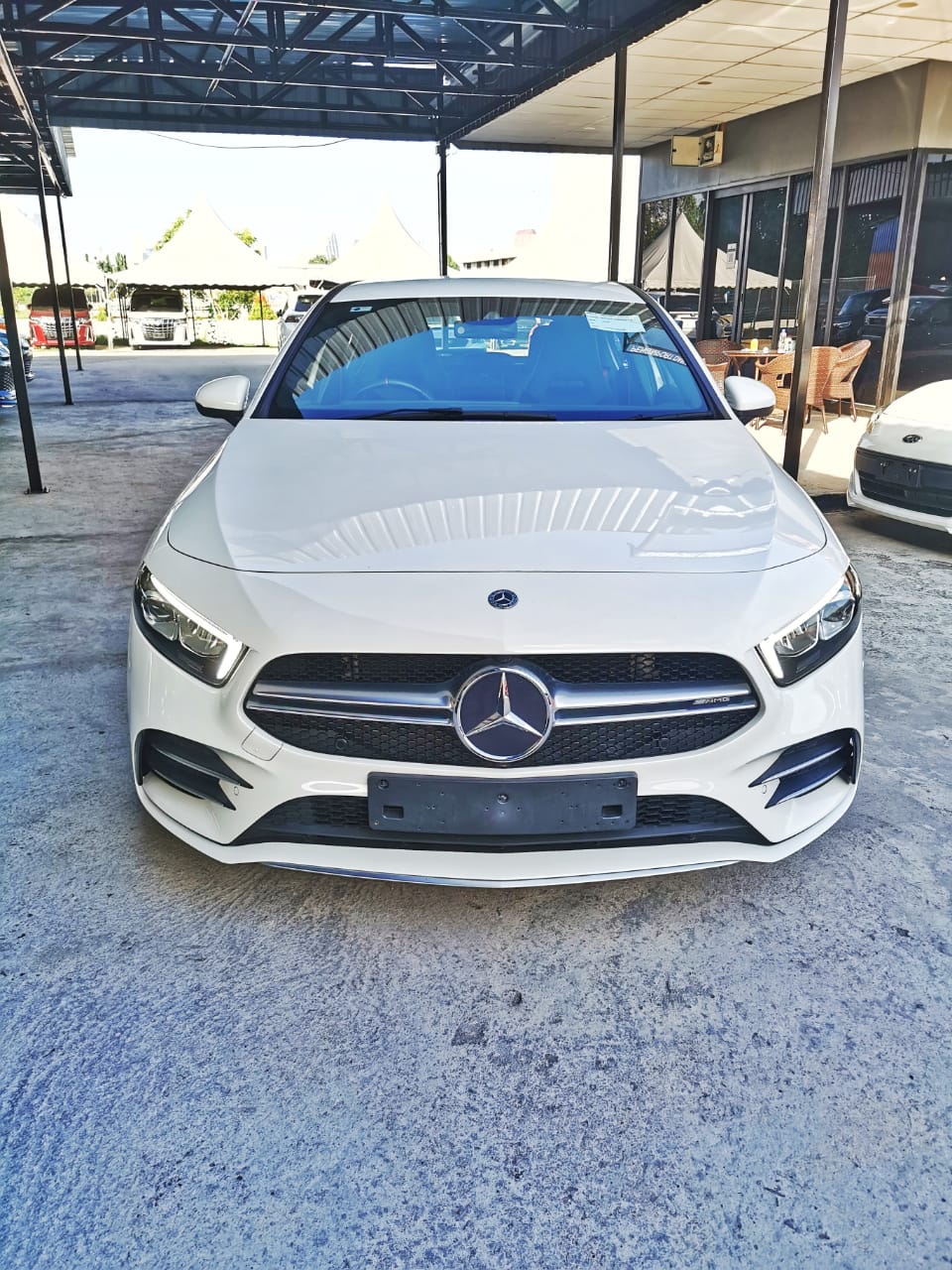 MERCEDES-BENZ A35 AMG 4MATIC 2.0T PREMIUM 2019 (UK SPEC)