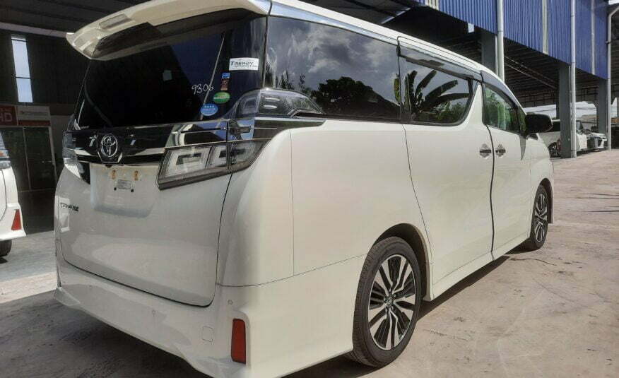 TOYOTA Vellfire 2.5 ZG White Rear Right