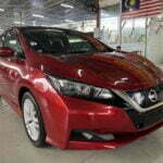 NISSAN Leaf X Wine Red Front Right