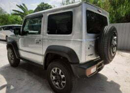 SUZUKI Jimny Sierra Silver Rear Left