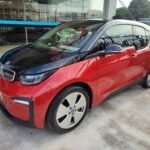 BMW i3 Range Extender Red Black Front Left