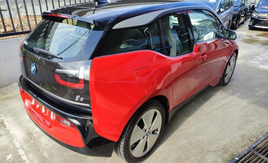 BMW i3 Range Extender Red Black Rear Right