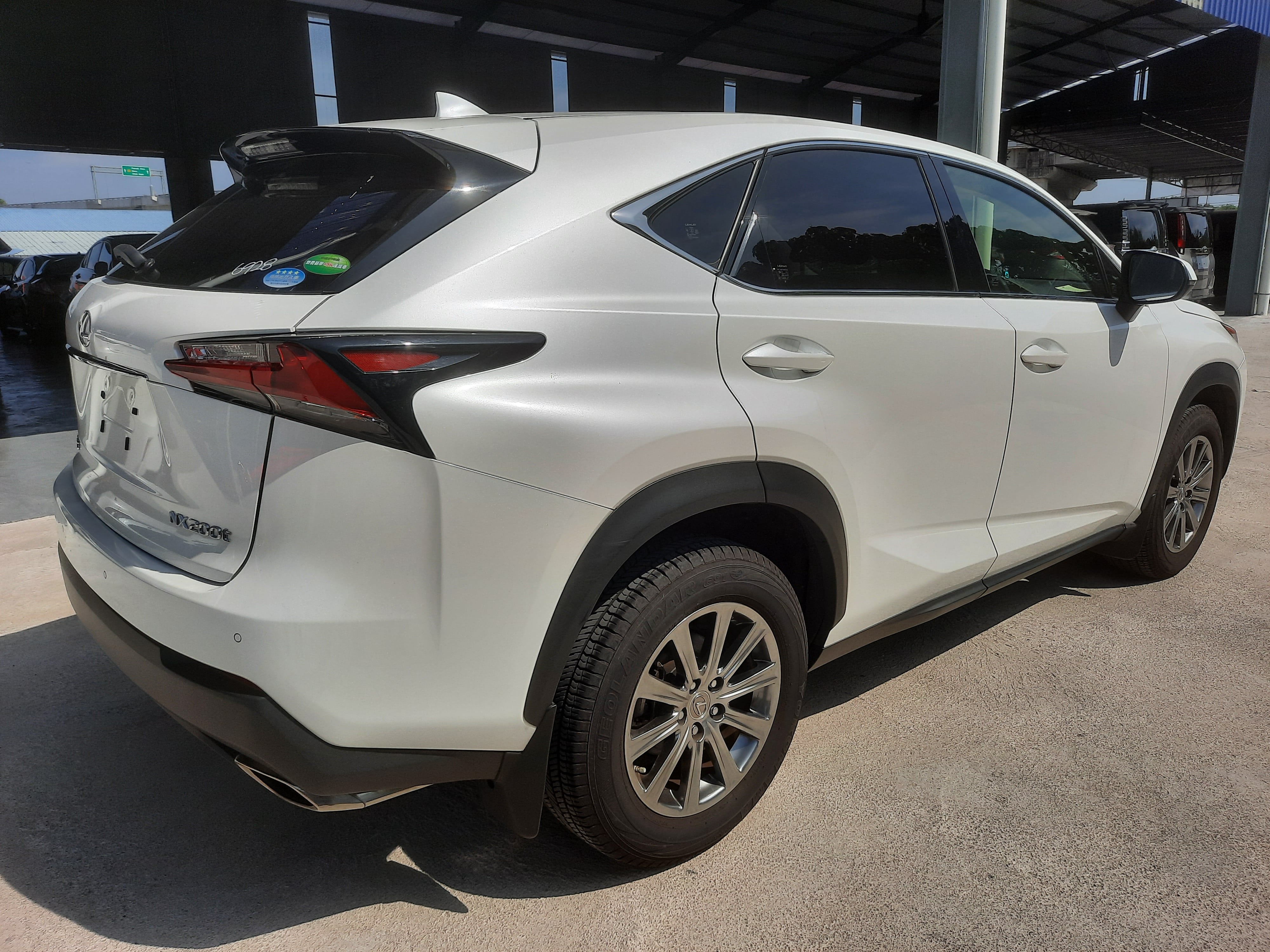 LEXUS NX200T Rear Right View