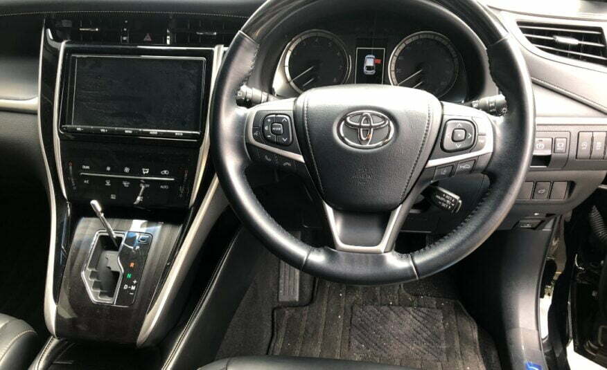 TOYOTA HARRIER PREMIUM